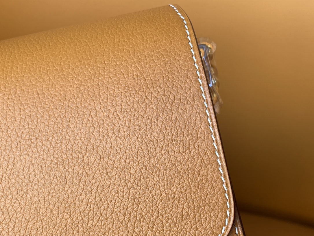 Roulis19 toffee gold evercolor leather