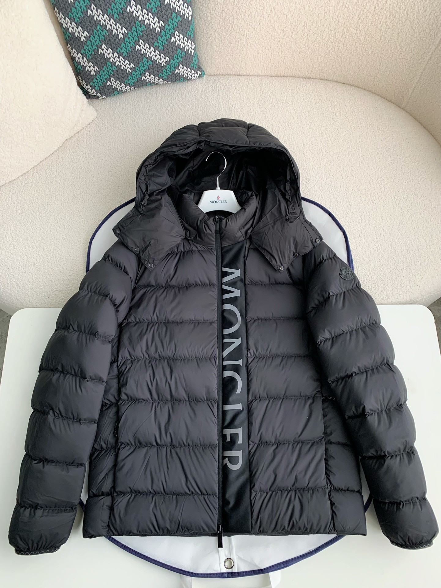 Moncler Short men's down jacket