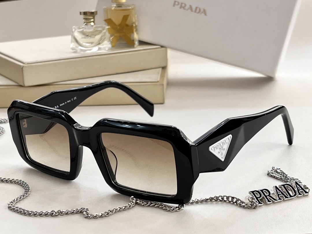 PRADA PR81WS
