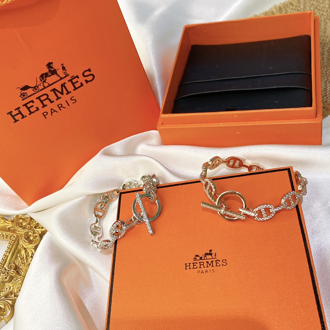 Hermes bracelet