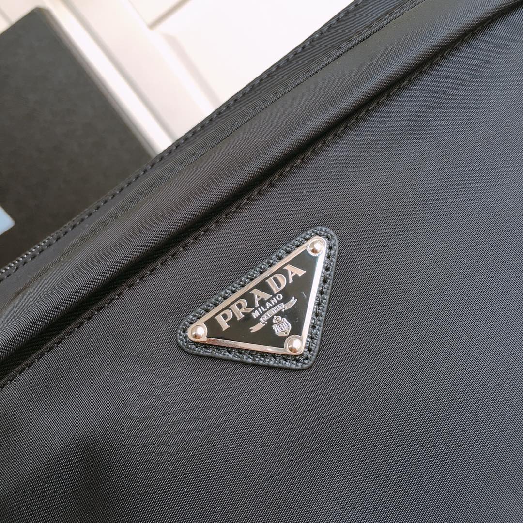 𝐏𝐑𝐀𝐃𝐀 2NH007 new cloth handbag