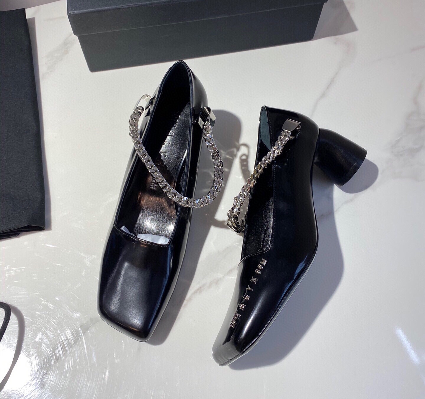 1017 ALYX 9SM chain high heels