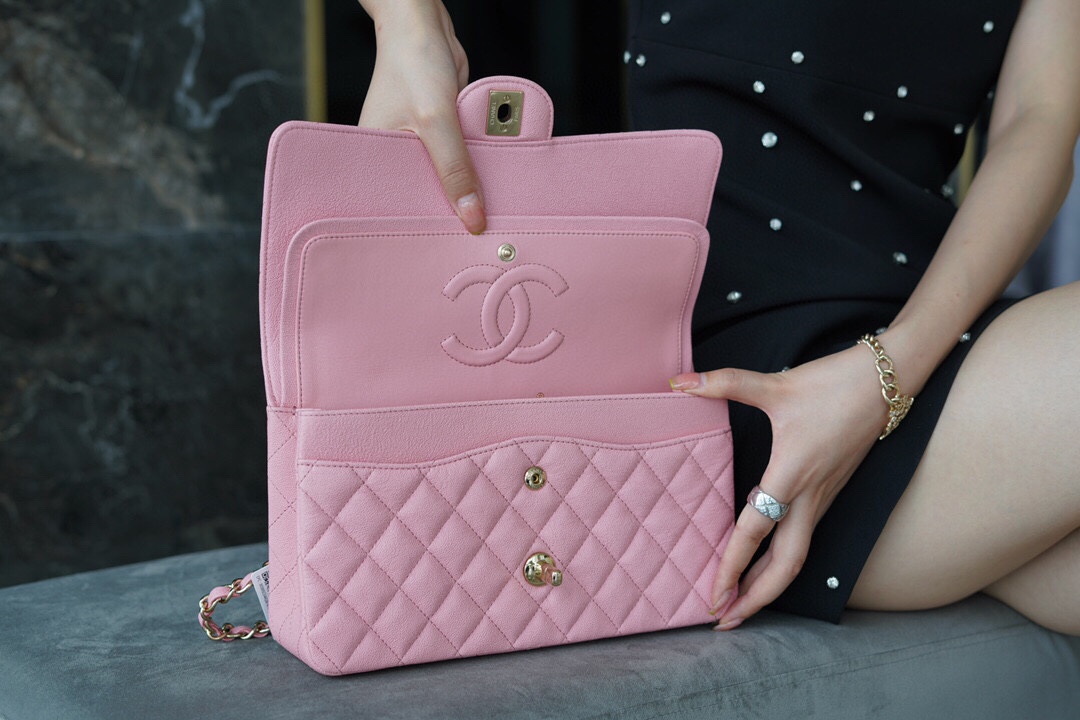 𝐂𝐇𝐀𝐍𝐄𝐋 Classic Flap Italy🇮🇹 𝑰𝒏𝒄𝒂𝒔Original Washed Fetal Cow🐂 Washed Fetal Cow Medium Size 🌸Pink