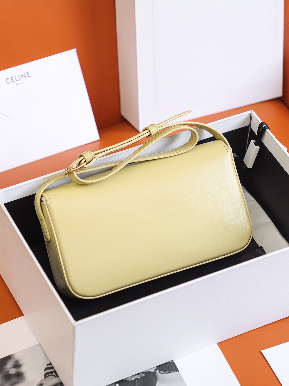 𝐂𝐞𝐥𝐢𝐧𝐞  𝐓𝐑𝐈𝐎𝐌𝐏𝐇𝐄 #194143