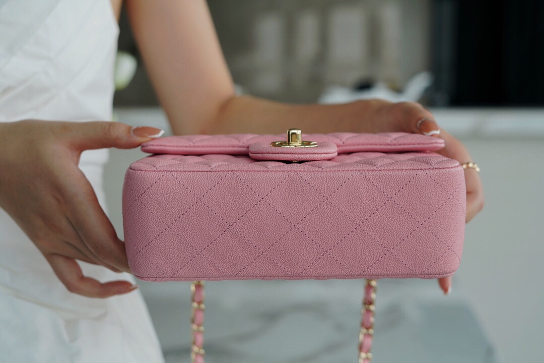 𝐂𝐇𝐀𝐍𝐄𝐋 Classic Flap Italy 🇮🇹 𝑰𝒏𝒄𝒂𝒔Original Washed Fetal Cow🐂 Washed Fetal Cow Big 𝒎𝒊𝒏𝒊 🌸Pink