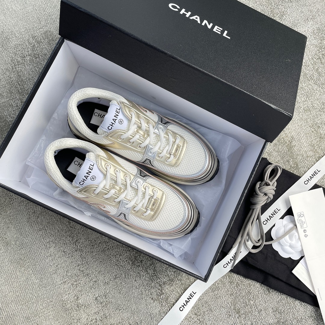 CHANEL A very good-looking sneaker TPU outsole Custom fabric metallic texture