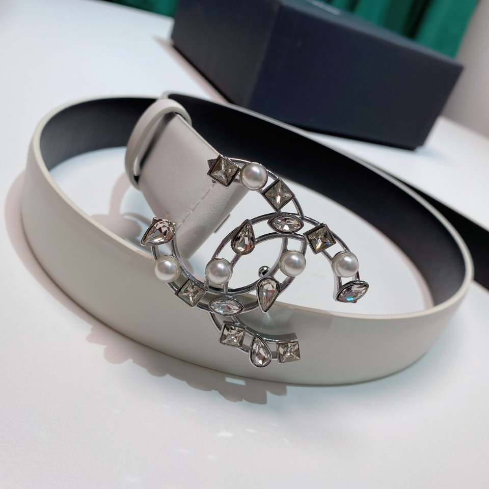 𝗖𝗛𝗔𝗡𝗘𝗟 Belt Calfskin & Heavy Metal