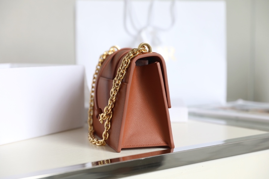 Montaigne New Montaigne palm print chain bag palm print deep bronze