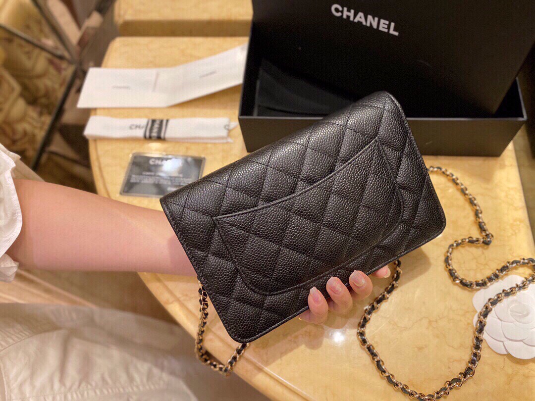 CHANEL 𝑾𝒐𝒄 Fat Choi bag (pressed version) leather black ox gold