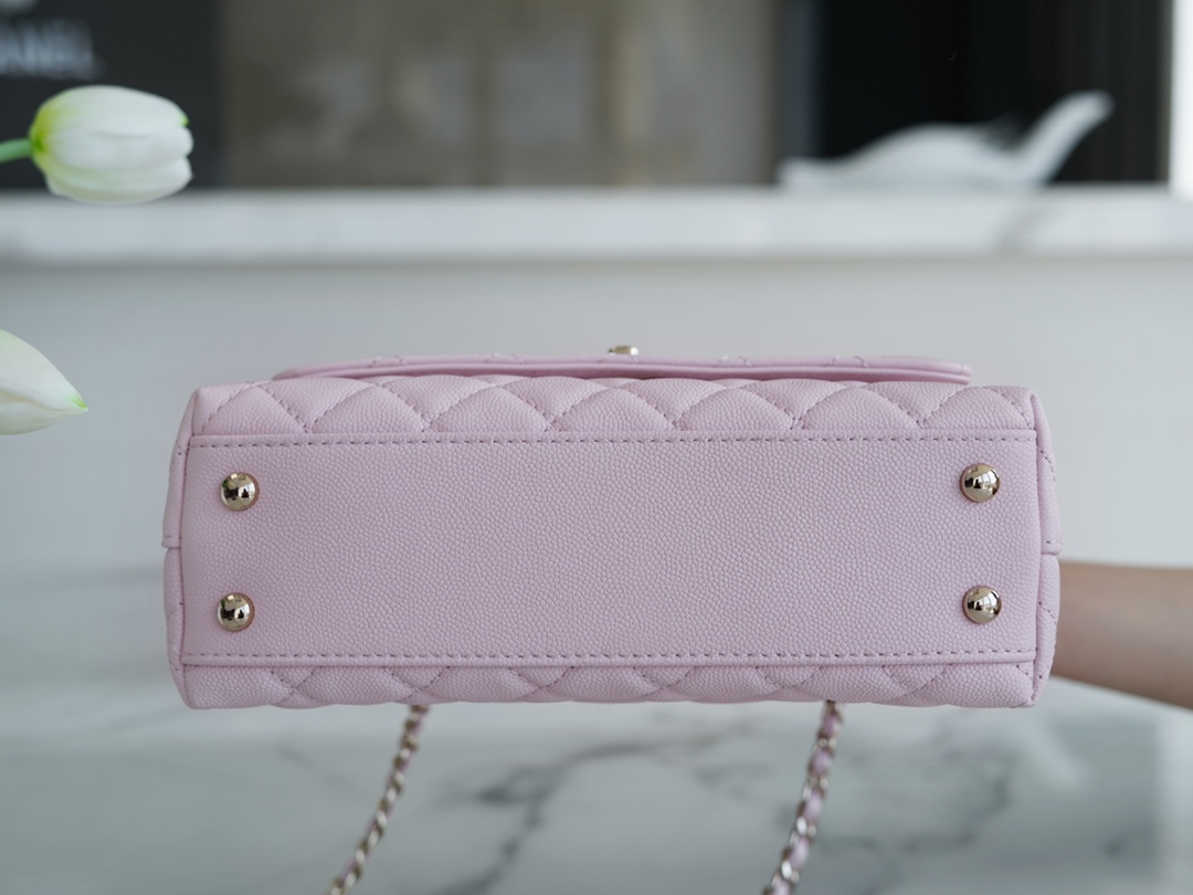 CHANEL 𝑪𝒐𝑪𝒐 𝒉𝒂𝒏𝒅𝒍𝒆 New Cowhide Handle Small Cherry Blossom Pink