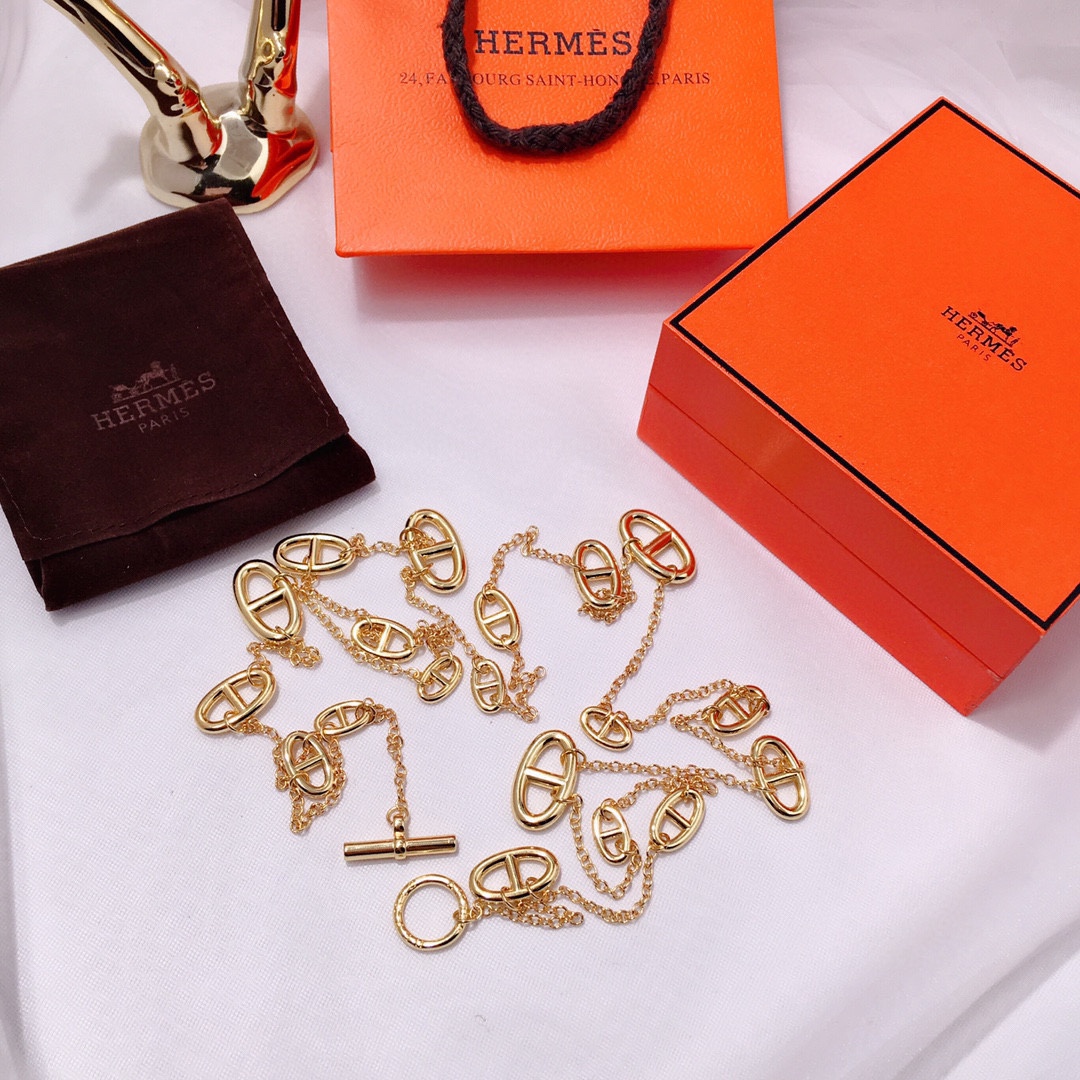 Hermes necklace