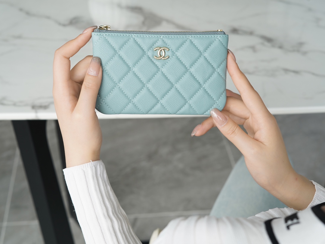 𝗖𝗛𝗔𝗘𝗡𝗟✦ Channel custom calfskin 🐂 Classic mini zippered carry-on bag Tiffany blue 💖