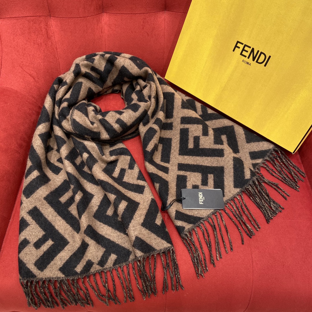 𝐅𝐞𝐧𝐝𝐢 Double-sided Cashmere Scarf with Big Tassel and Big Logo 100% Cashmere