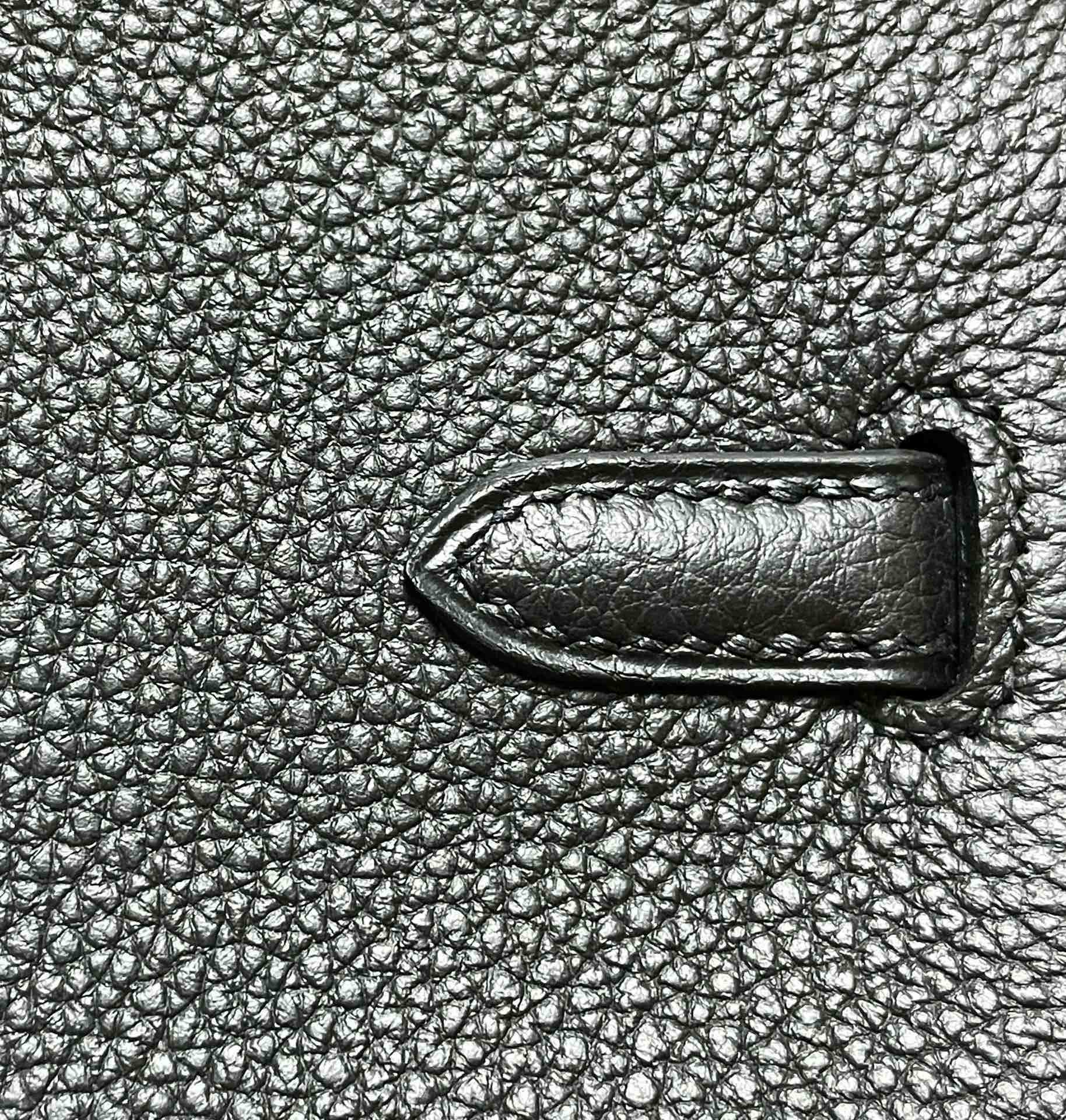 Bk25 black togo leather gold buckle