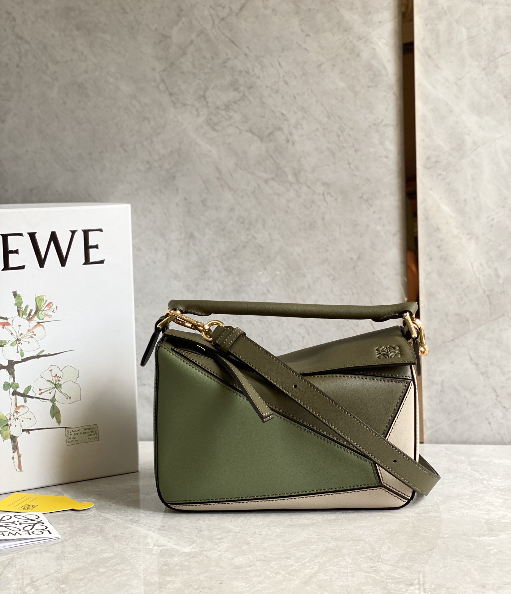 LOEWE Puzzle bag