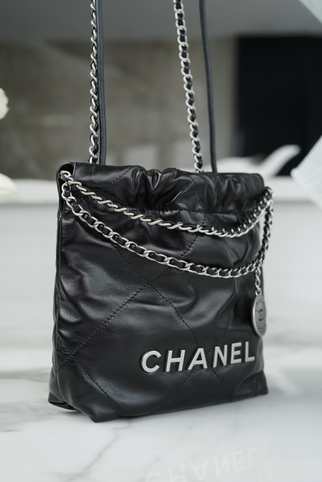 𝗖𝗛𝗔𝗡𝗘𝗟✦ 23S 22Mini bag black and silver