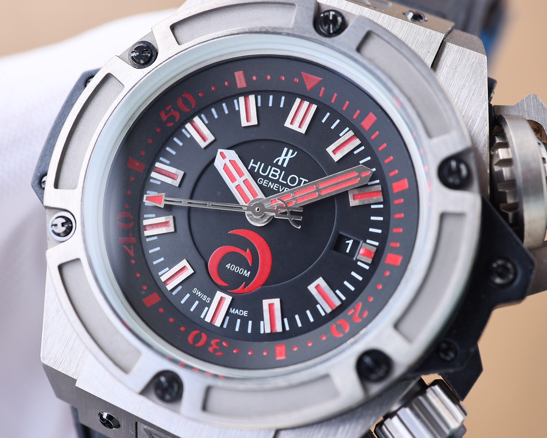 Hublot. King Power Diver 731.NX.1190.RX 【Titanium Case】