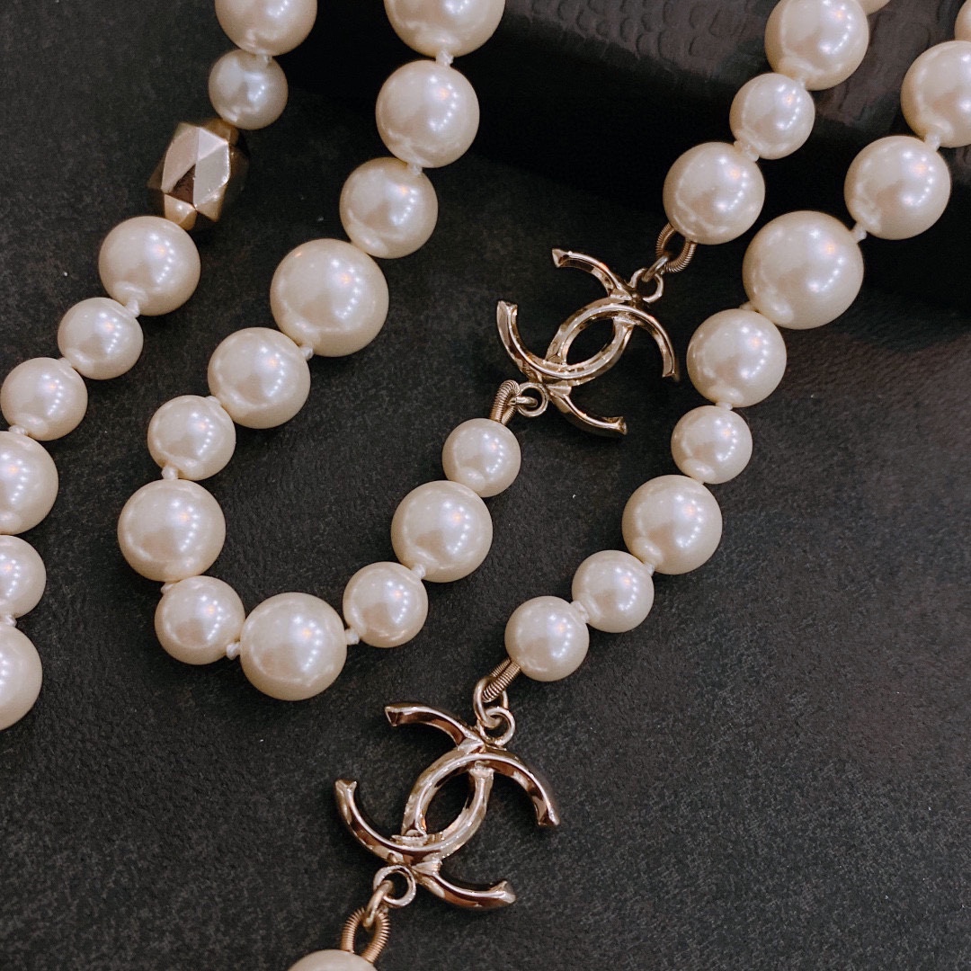 CHANEL🇫🇷Xiaoxiang sweater chain long chain