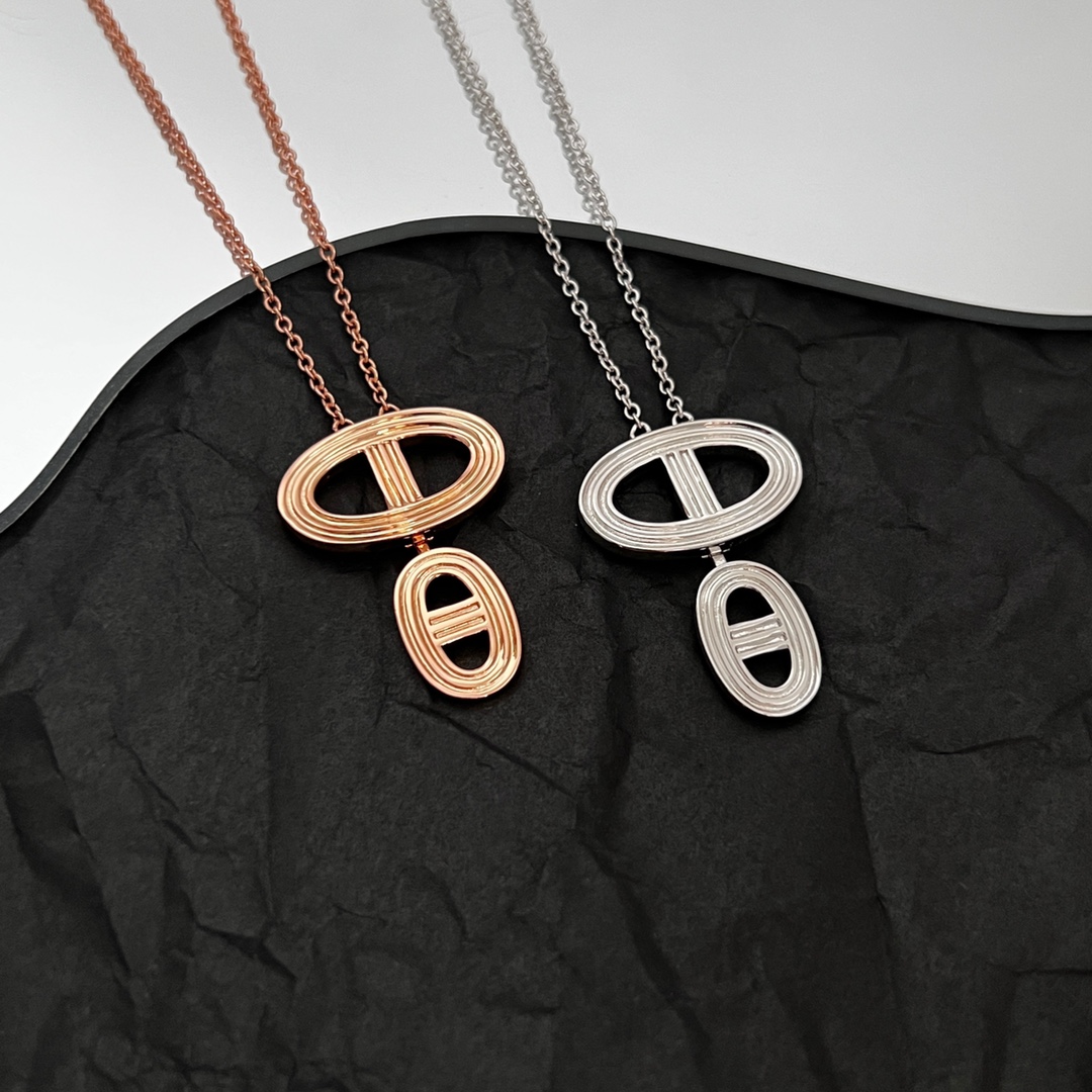 Hermes necklace