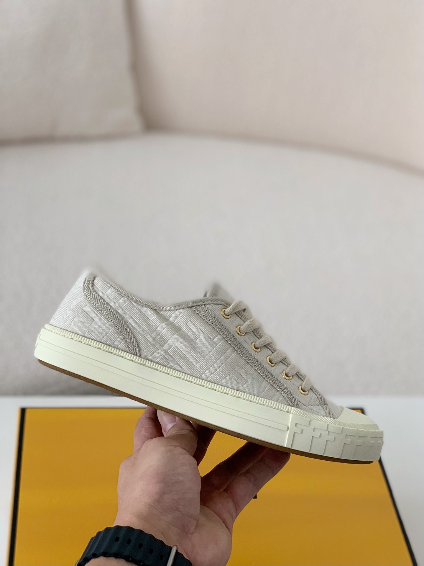 FENDI Canvas shoe Sneakers