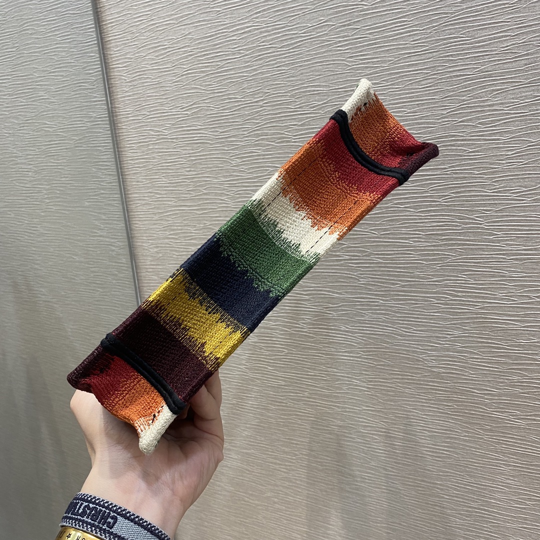 Mini Colorful Stripes Tote's latest stripes collection