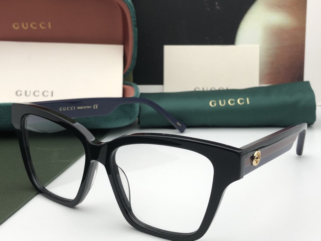GUCCI🐝🐝🐝MODEL：GG1302
