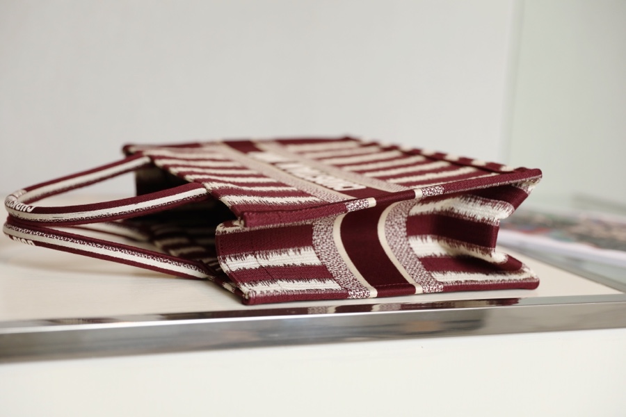 DIOR TOTE striped shopping bag