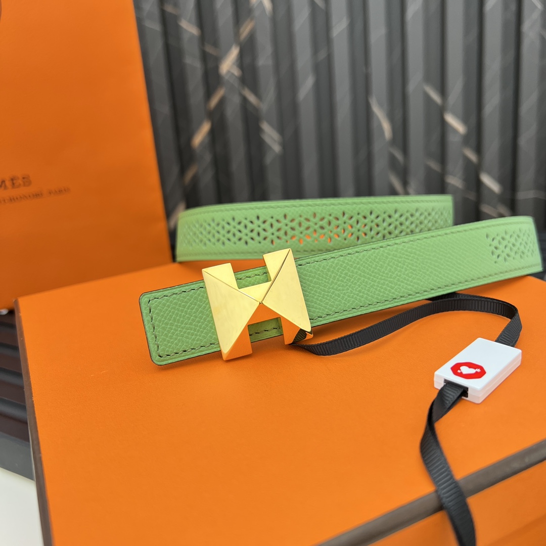 Hermes Reversible Belt in Swift and Epsom Calfskin