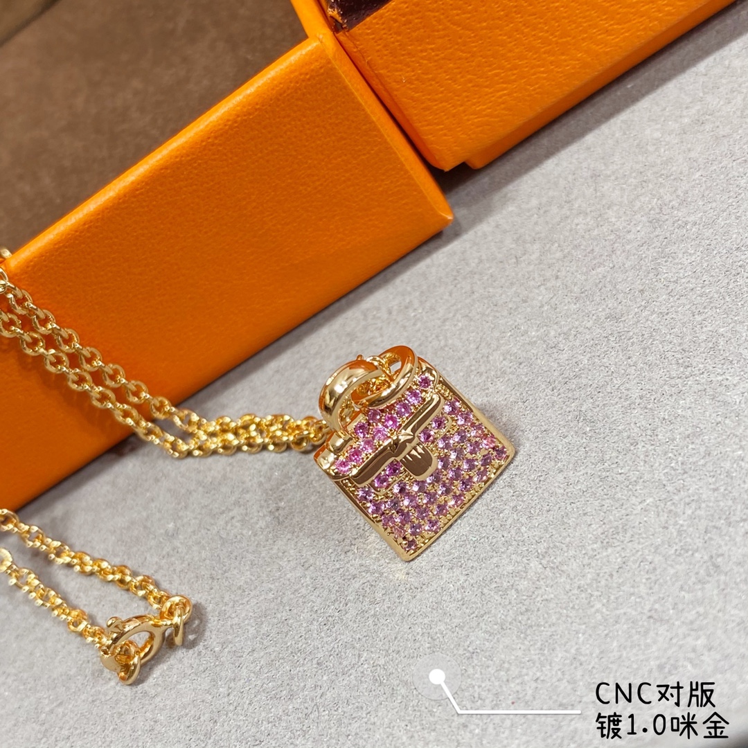 Hermes necklace