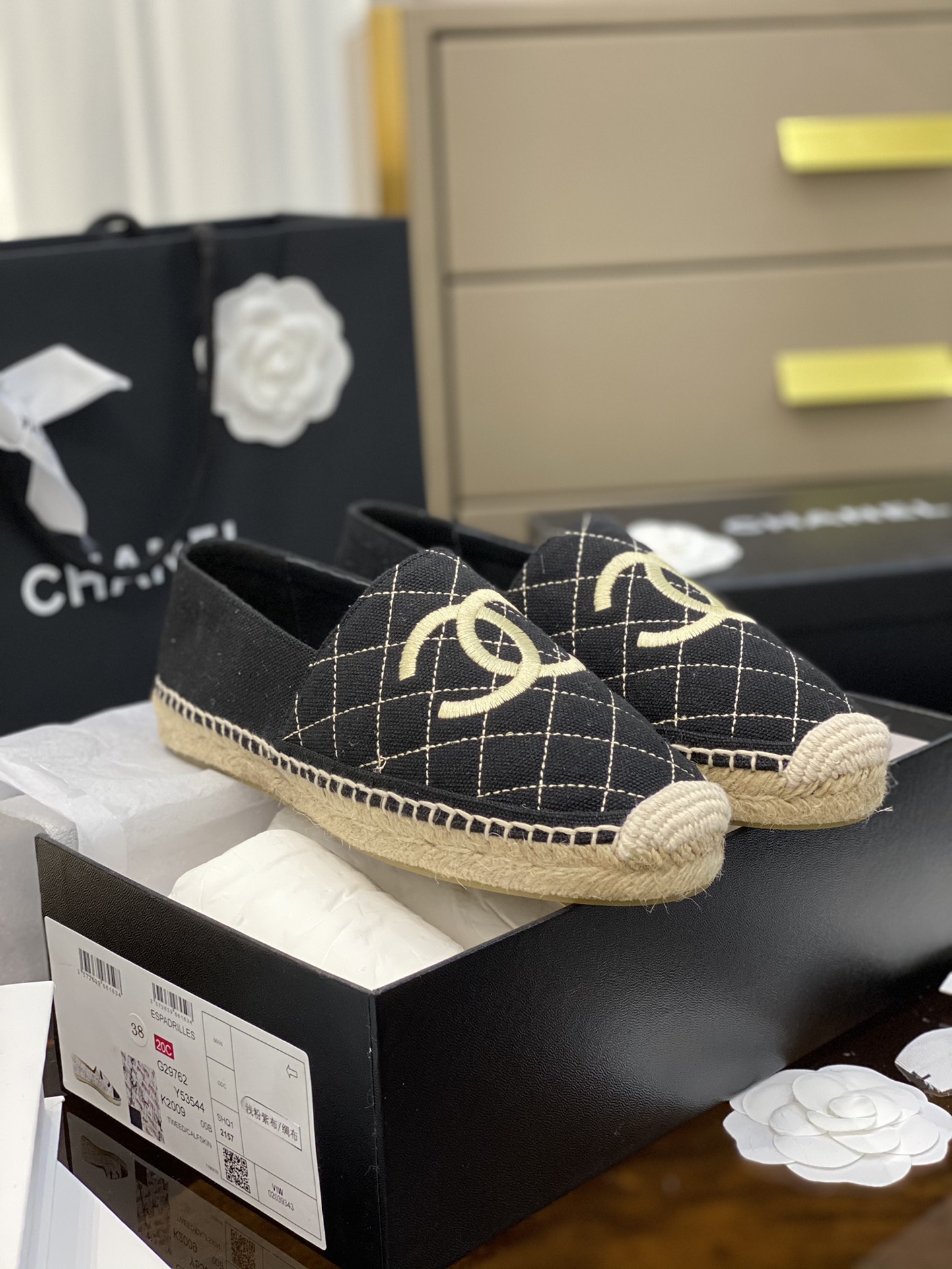 CHANEL fisherman shoes Chanel classic version of the original injection of rubber translucent rubber original color hemp sole