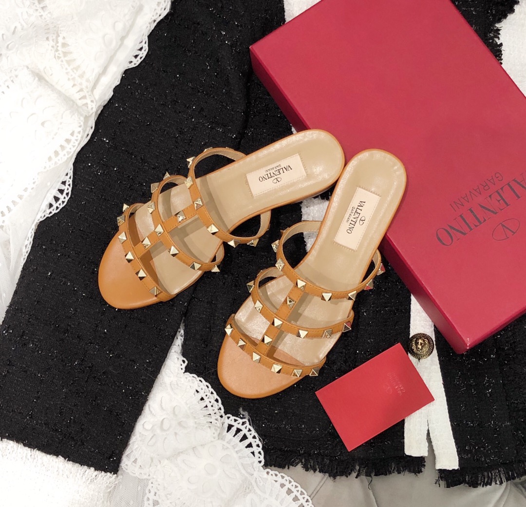 【Valentino】Valentino top version matte orange 3 strap flat slippers