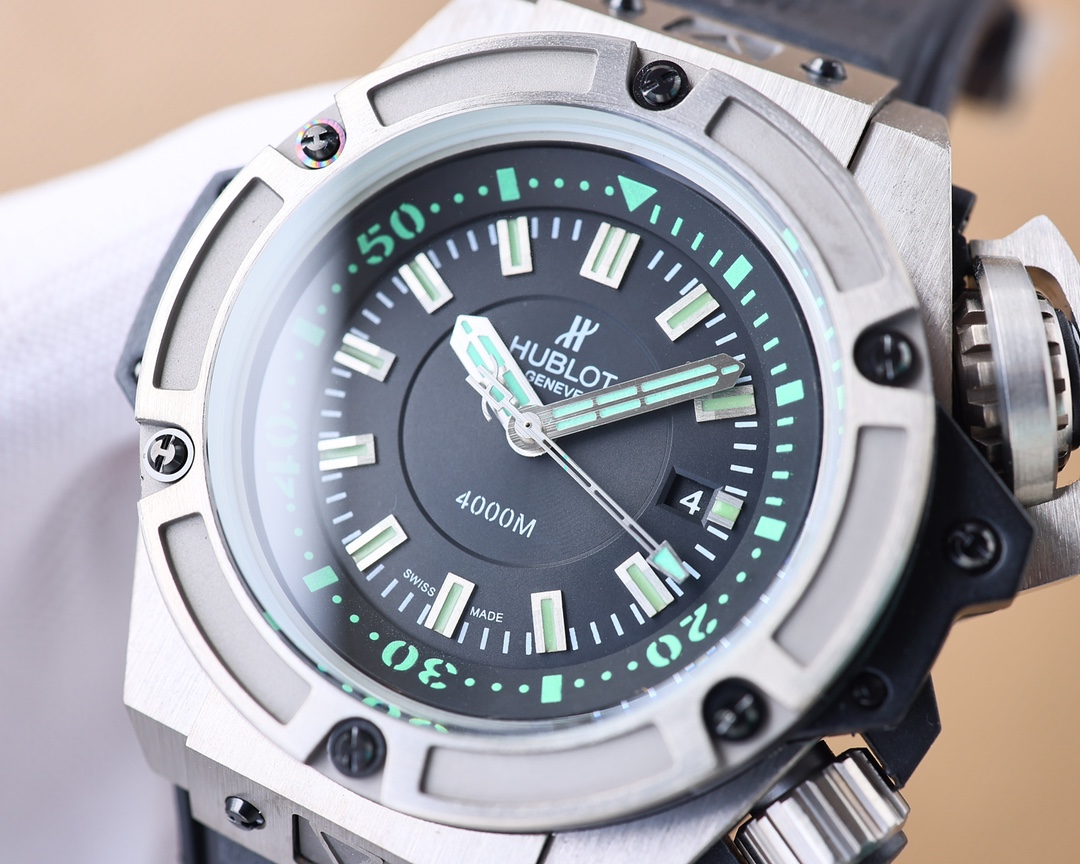 Hublot. King Power Diver 731.NX.1190.RX 【Titanium Case】