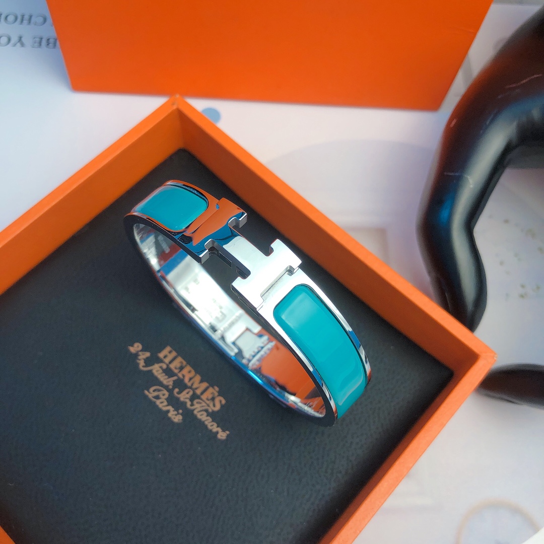 Hermes bracelet