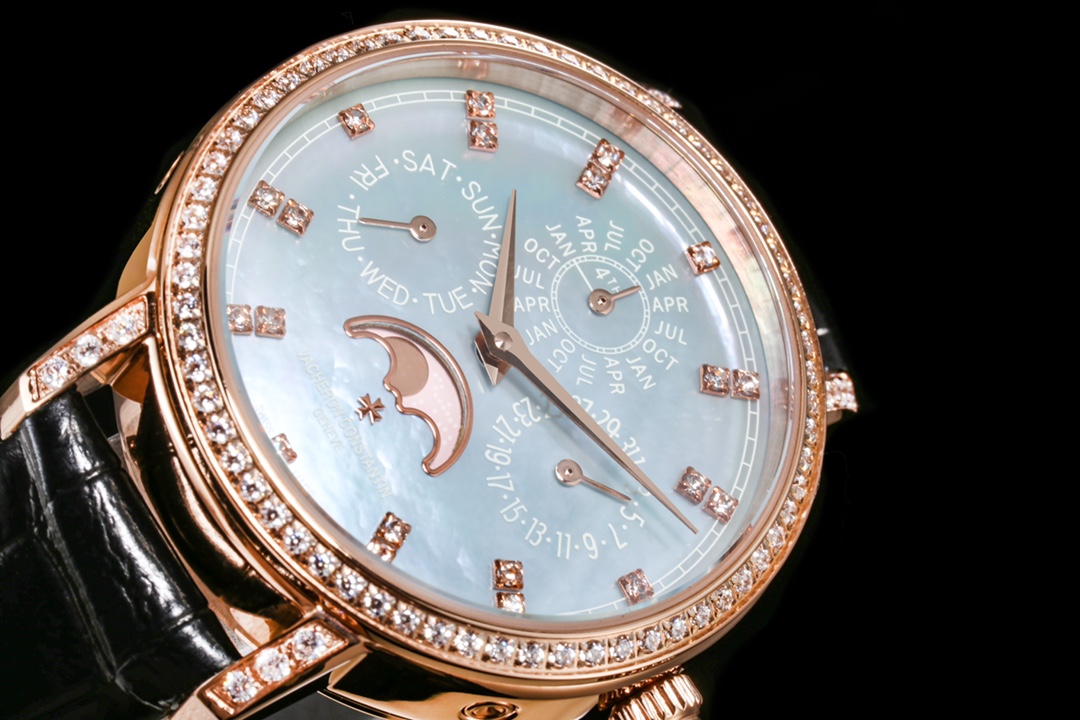 Vacheron Constantin Heritage Perpetual Calendar Ref. 4305T/000R-B947