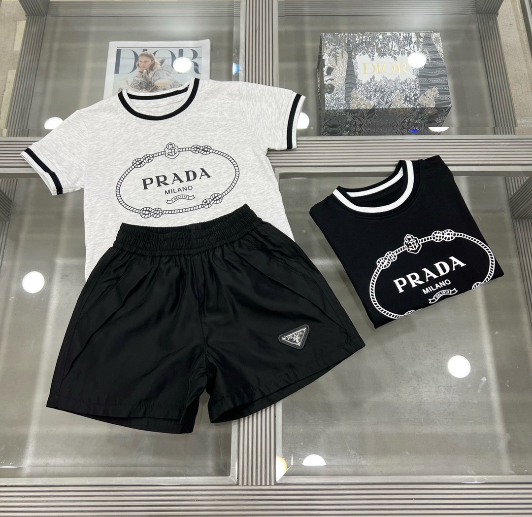 Prada new summer girls' T-shirt suit