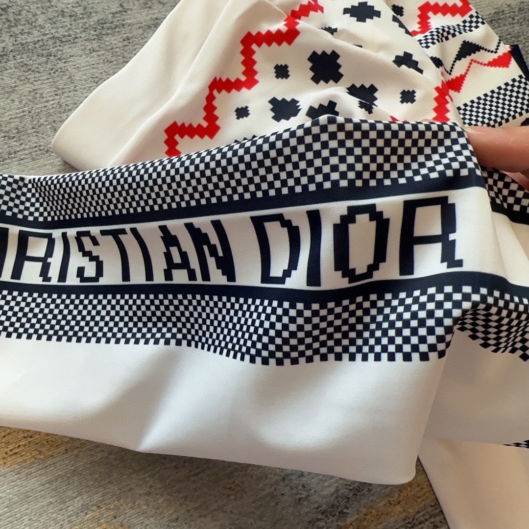 Dior multisport, yoga, cycling, surfing set