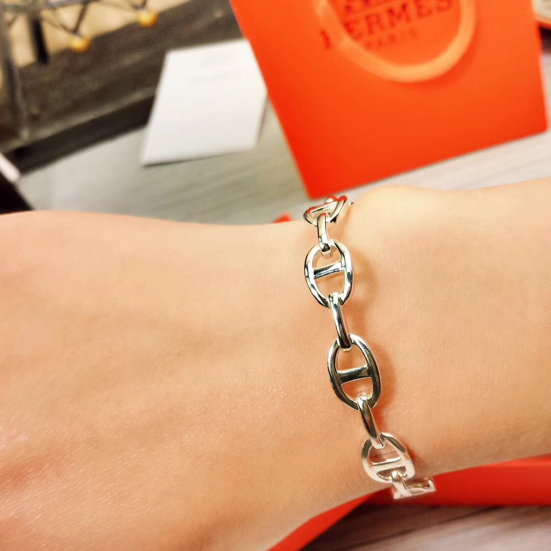 Hermes bracelet