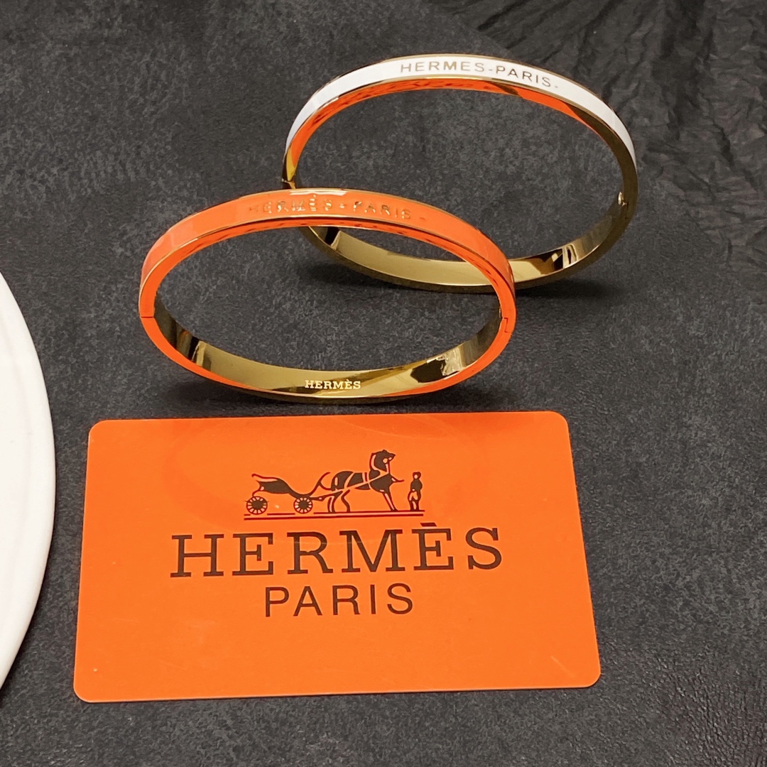Hermes bracelet