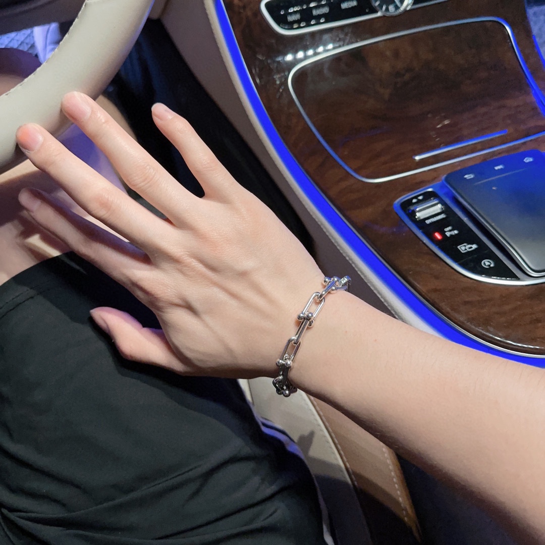 Louis Vuitton Cuban Chain Collection Vintage Silver Bracelet Couple's version 22cm20cm18cm changeable length