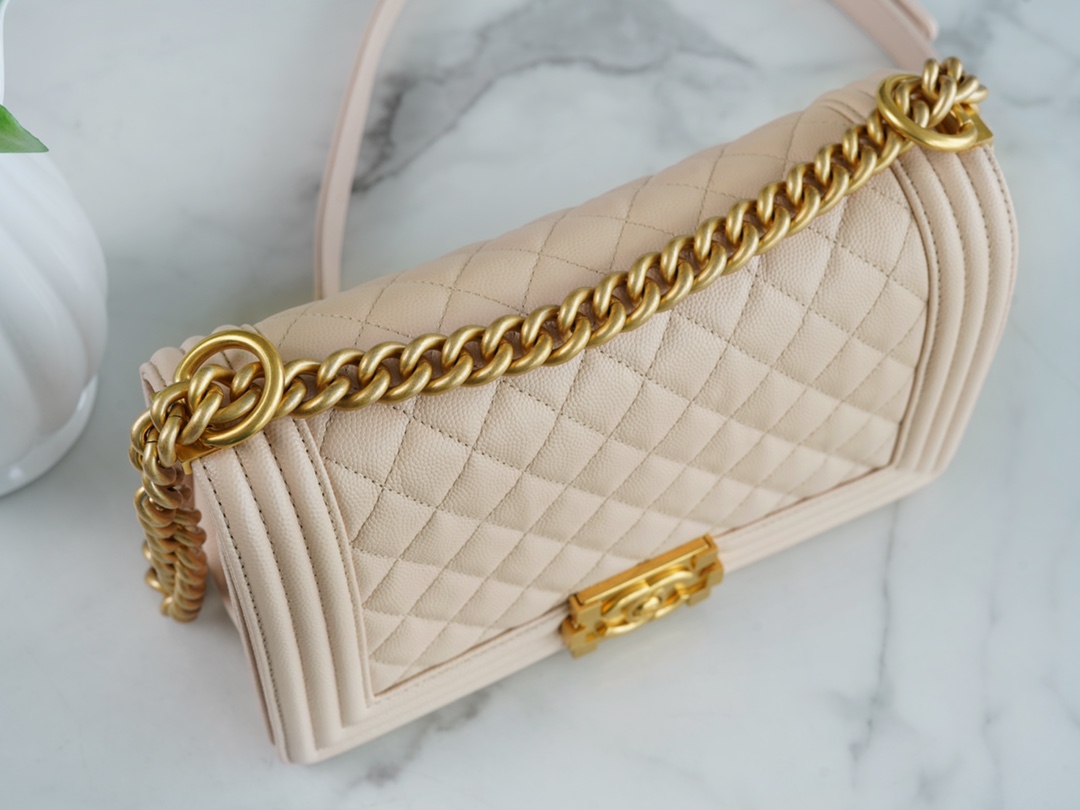 𝗖𝗵𝗮𝗻𝗲𝗹 𝗟𝗲𝗯𝗼𝘆 Imported custom caviar calfskin:Medium Light apricot