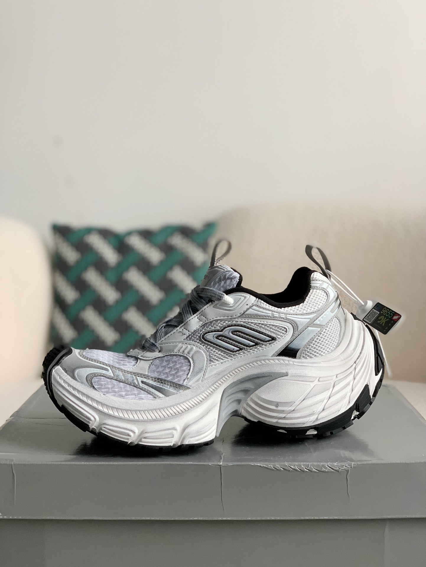 Balenciaga Runner Sneaker