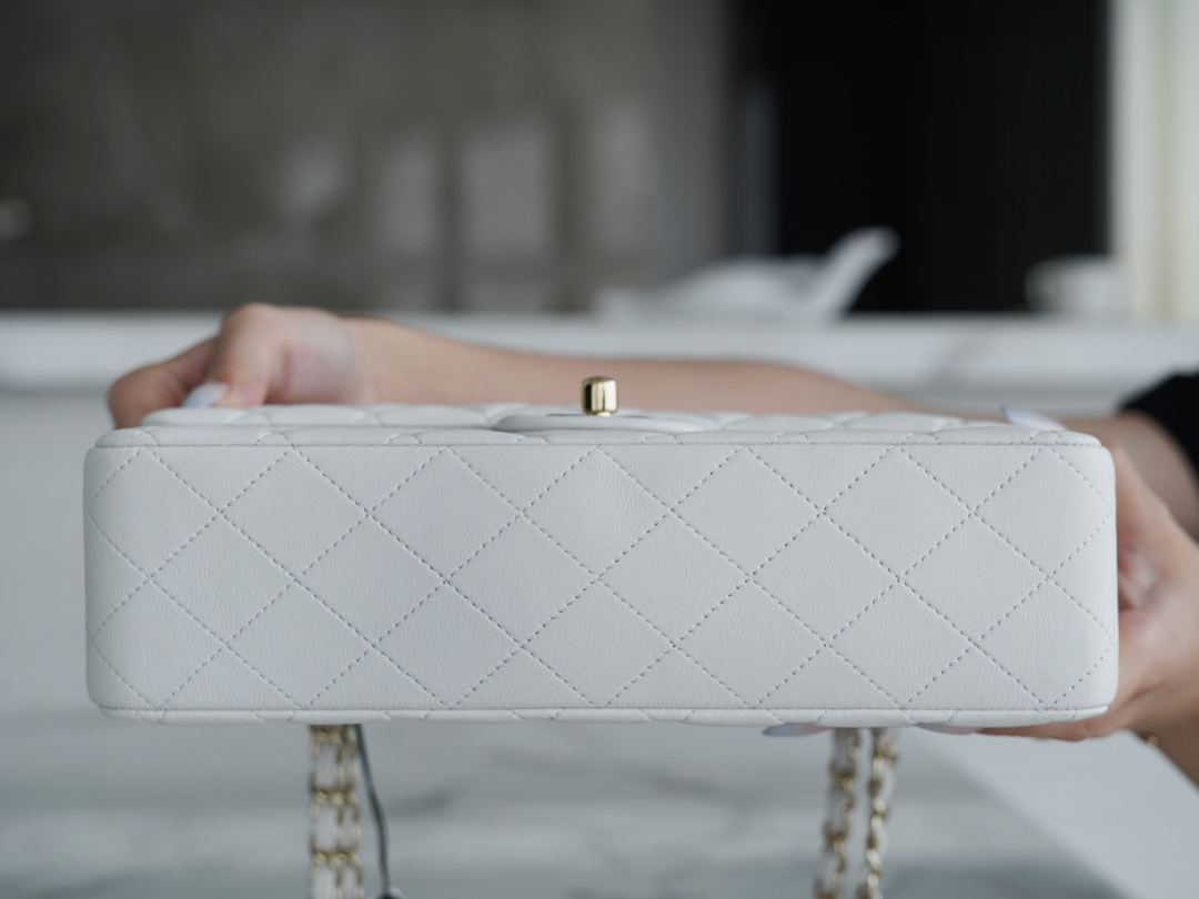 𝐂𝐇𝐀𝐍𝐄𝐋 Classic Flap Italy 🇮🇹 The 𝗚𝗥