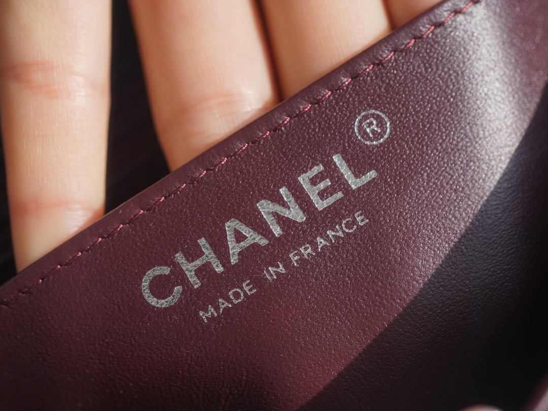 𝐂𝐇𝐀𝐍𝐄𝐋 Classic Flap Italy 🇮🇹 The 𝗚𝗥