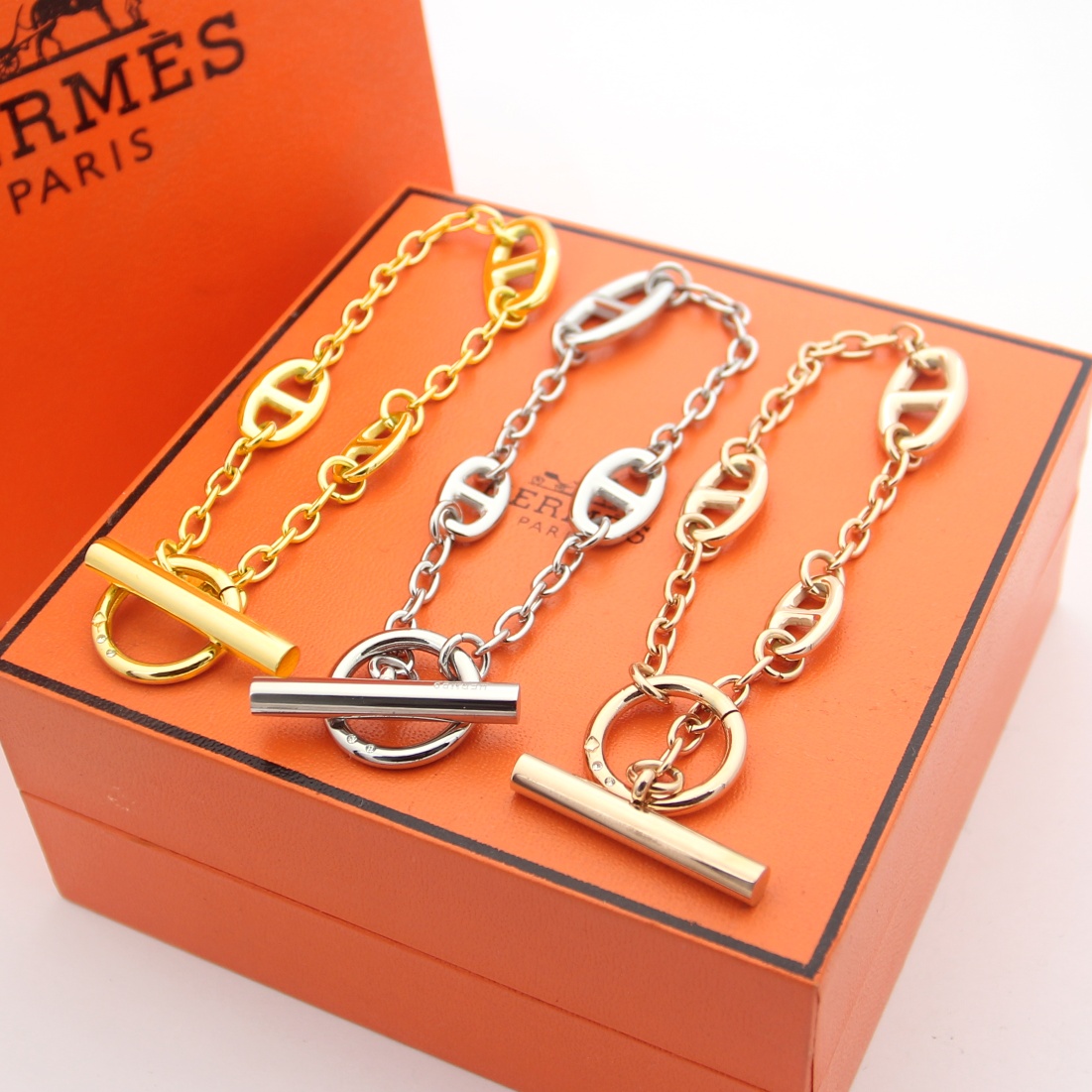 Hermes bracelet