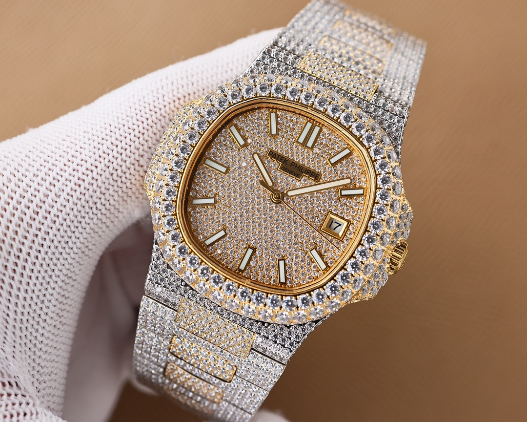 Patek Philippe Platinum Nautilus Watches