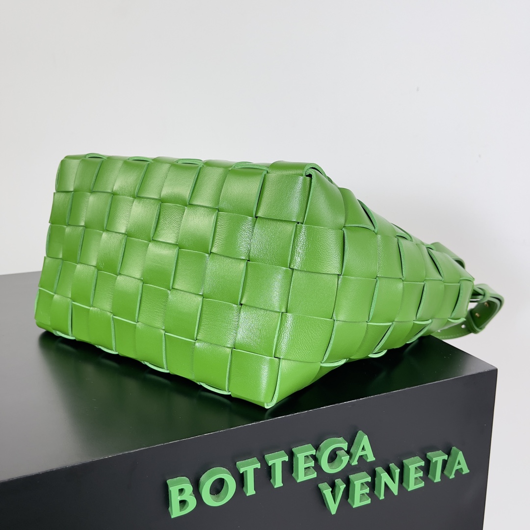 Bottega Veneta Bowling Bag Green Pepper #80837
