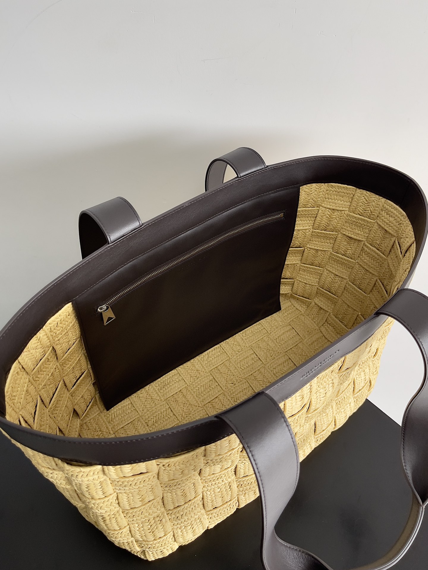 Bottega Veneta Straw Torte #730874