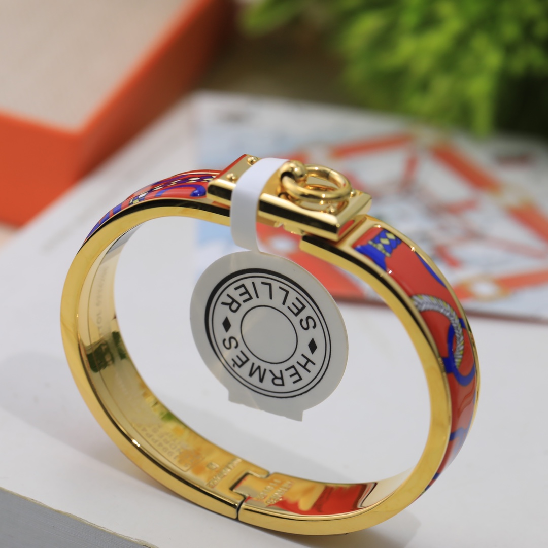 Hermes bracelet