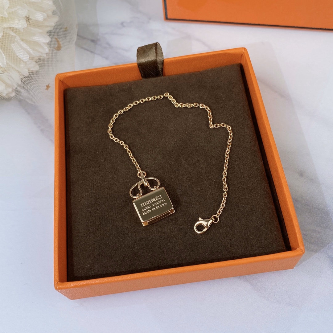 Hermes bracelet