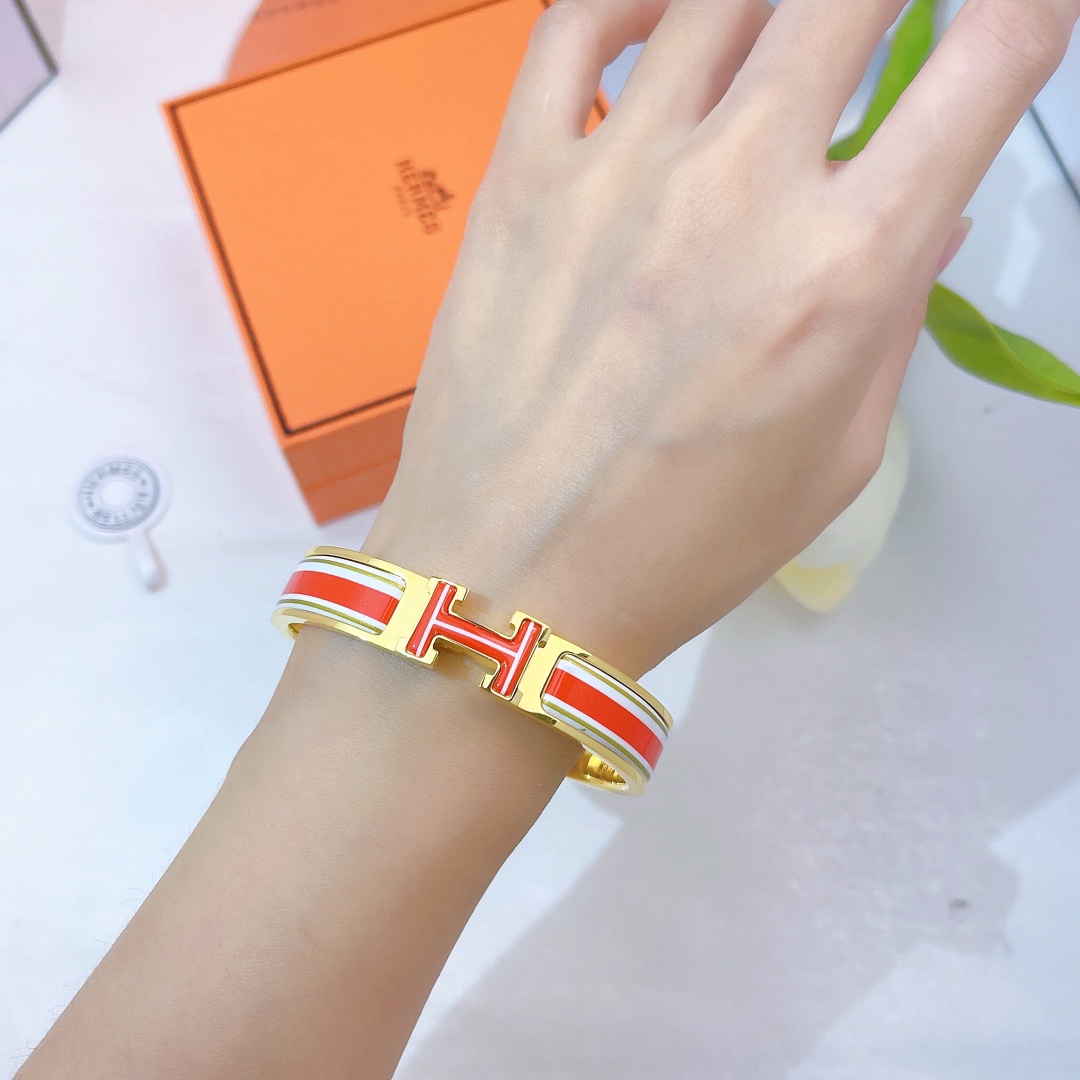 Hermes bracelet